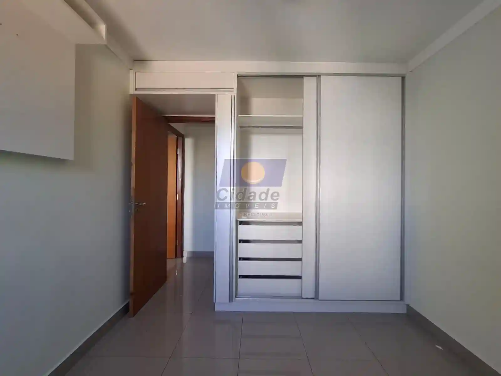 Apartamento com 2 quartos à venda, 68m² — foto 7 de 18