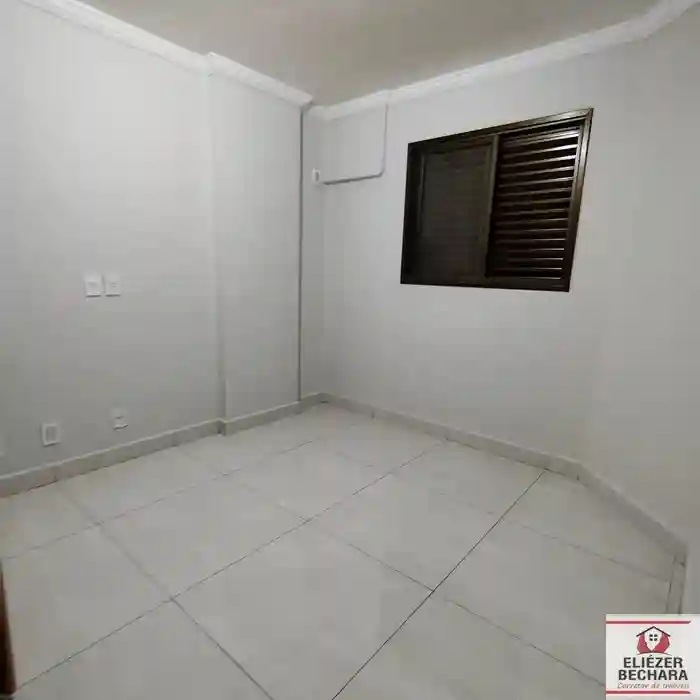 Apartamento com 2 quartos à venda, 70m² — foto 8 de 11