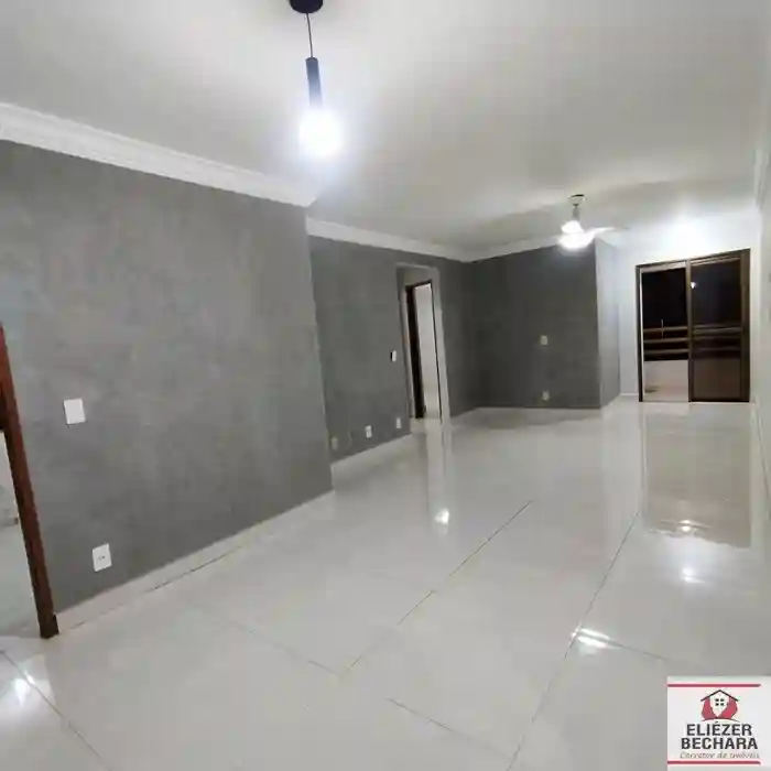 Apartamento com 2 quartos à venda, 70m² — foto 1 de 11