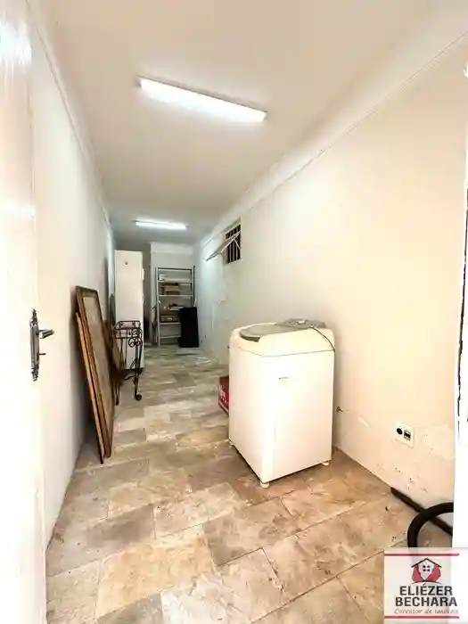 Casa com 3 quartos à venda, 300m² — foto 7 de 29