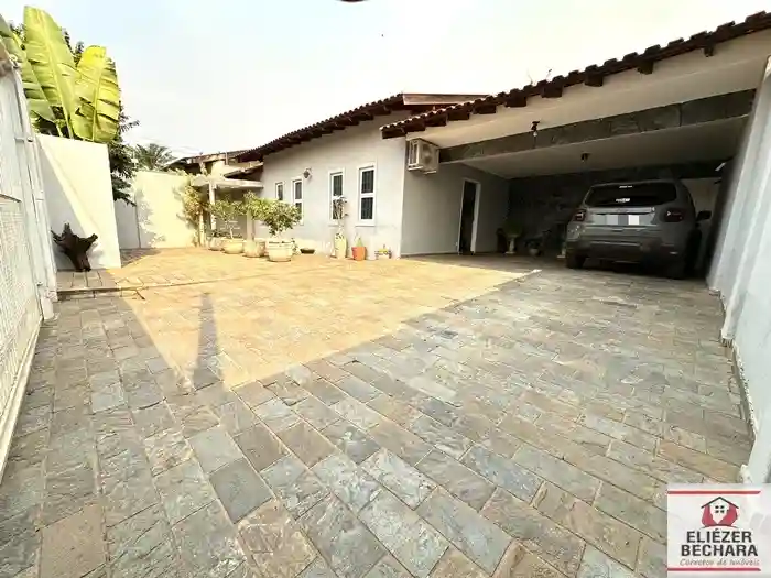 Casa com 3 quartos à venda, 300m² — foto 4 de 29