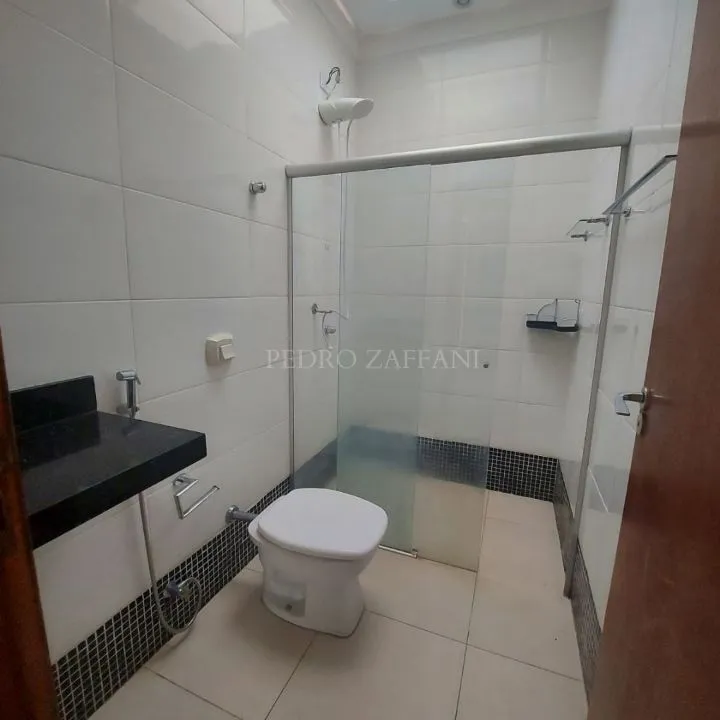 Casa à venda — foto 1 de 4