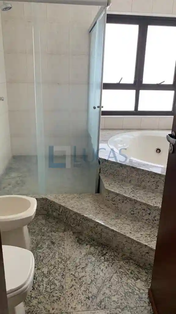 Apartamento com 4 quartos à venda, 255m² — foto 14 de 21