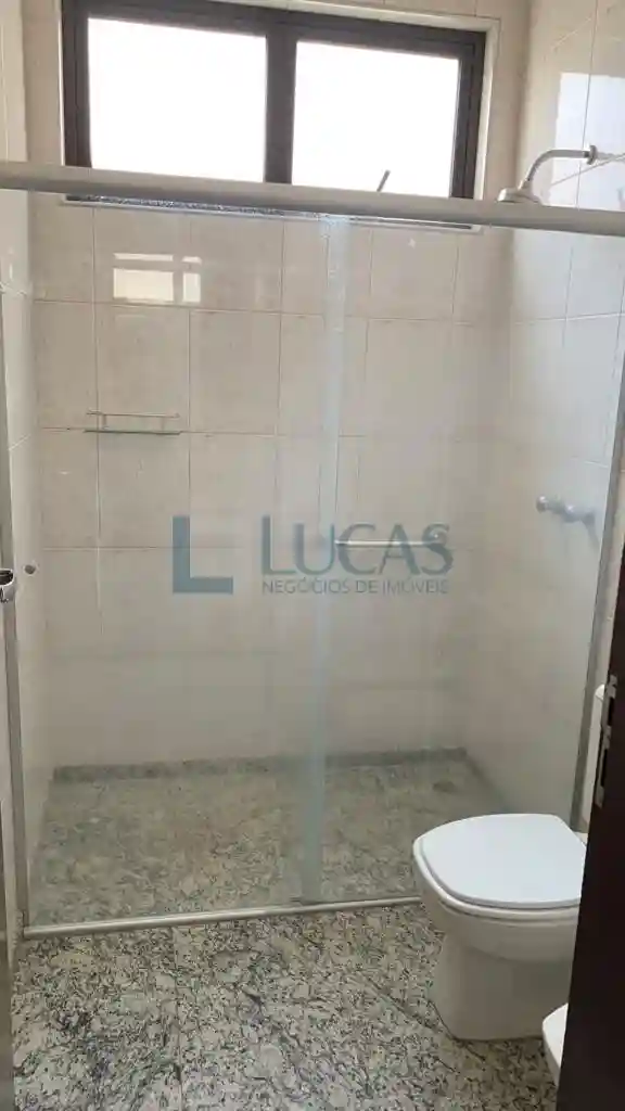 Apartamento com 4 quartos à venda, 255m² — foto 18 de 21