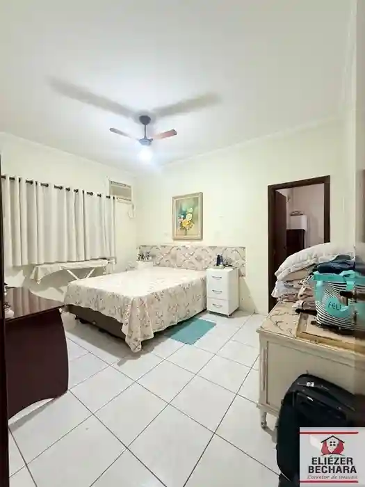 Casa com 3 quartos à venda, 280m² — foto 20 de 35