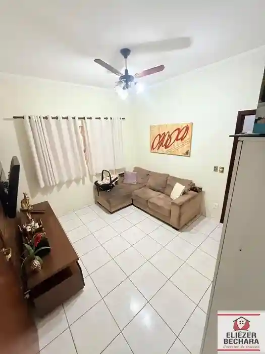 Casa com 3 quartos à venda, 280m² — foto 17 de 35