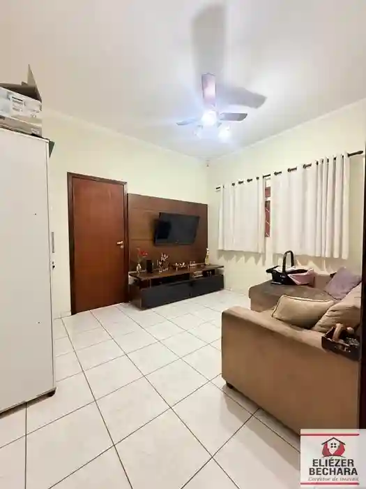 Casa com 3 quartos à venda, 280m² — foto 19 de 35