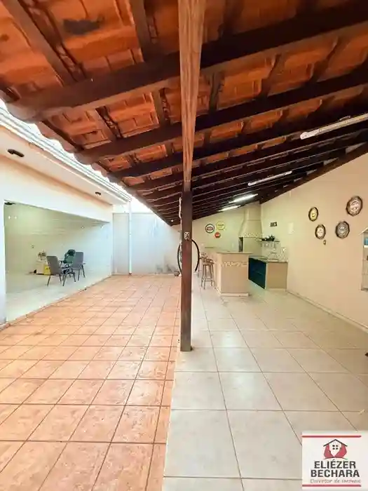 Casa com 3 quartos à venda, 280m² — foto 6 de 35