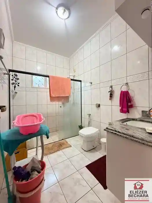 Casa com 3 quartos à venda, 280m² — foto 15 de 35