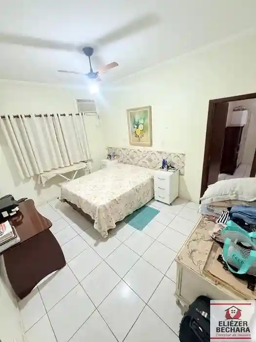 Casa com 3 quartos à venda, 280m² — foto 26 de 35