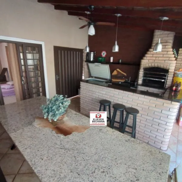 Casa à venda — foto 1 de 2