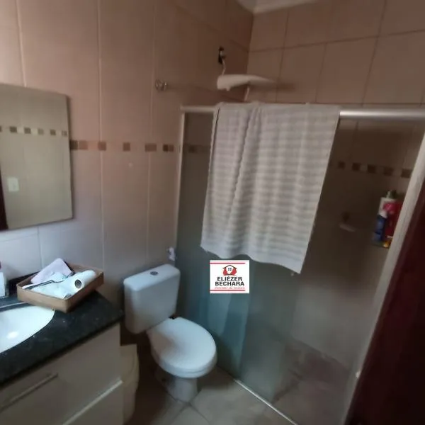 Casa à venda — foto 2 de 2