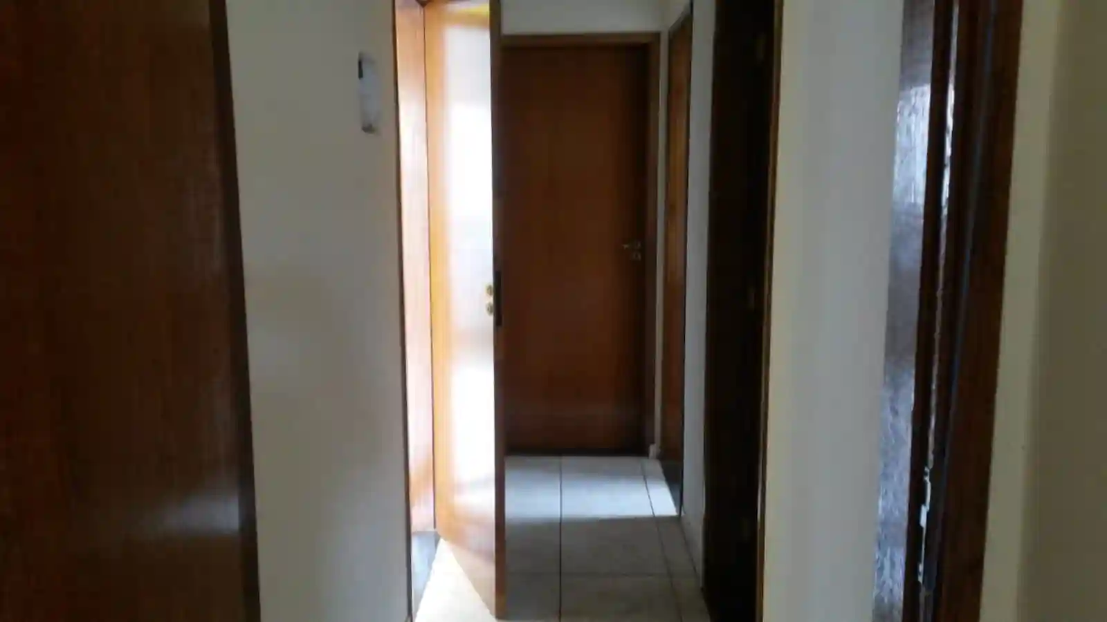 Casa com 3 quartos à venda, 200m² — foto 9 de 16