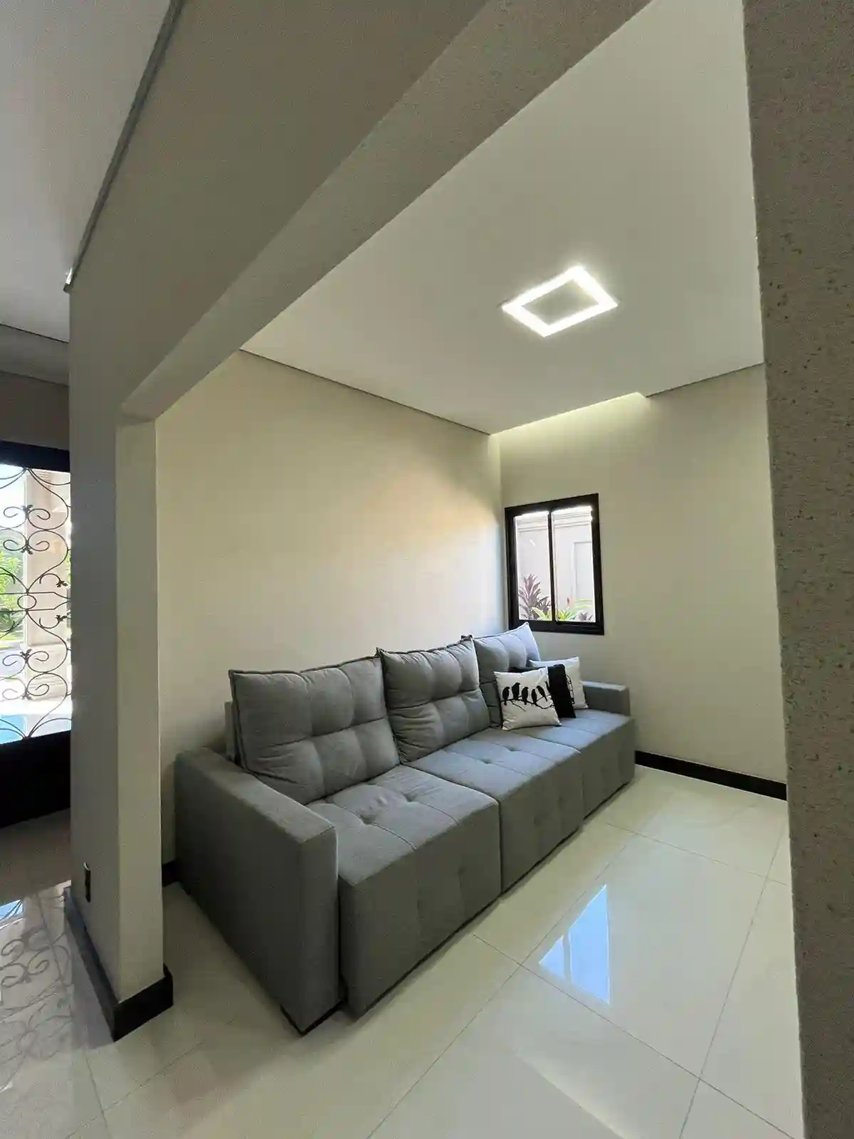 Casa de Condomínio com 3 quartos à venda, 200m² — foto 2 de 24