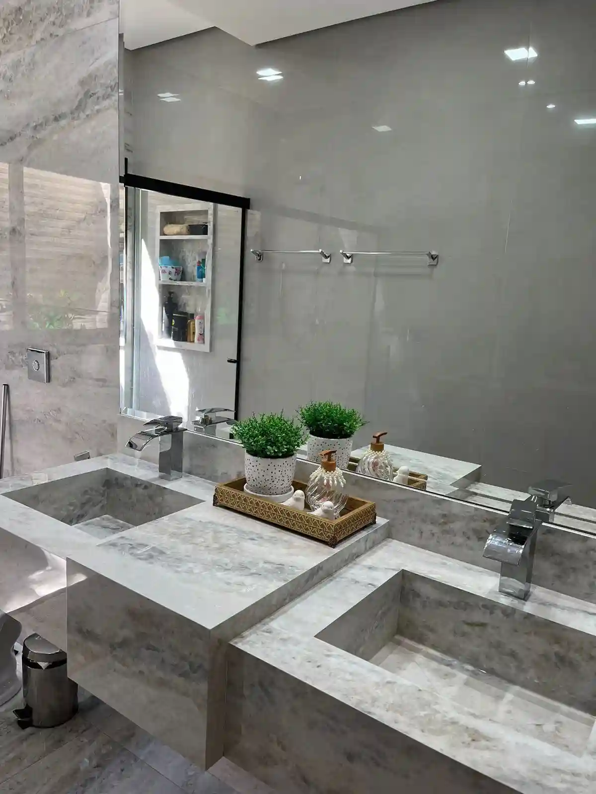 Casa de Condomínio com 3 quartos à venda, 200m² — foto 15 de 24