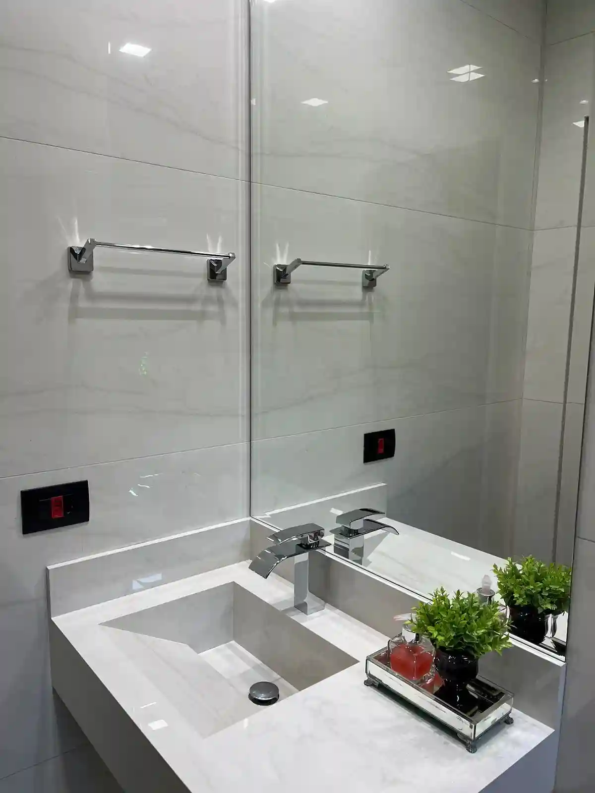 Casa de Condomínio com 3 quartos à venda, 200m² — foto 8 de 24