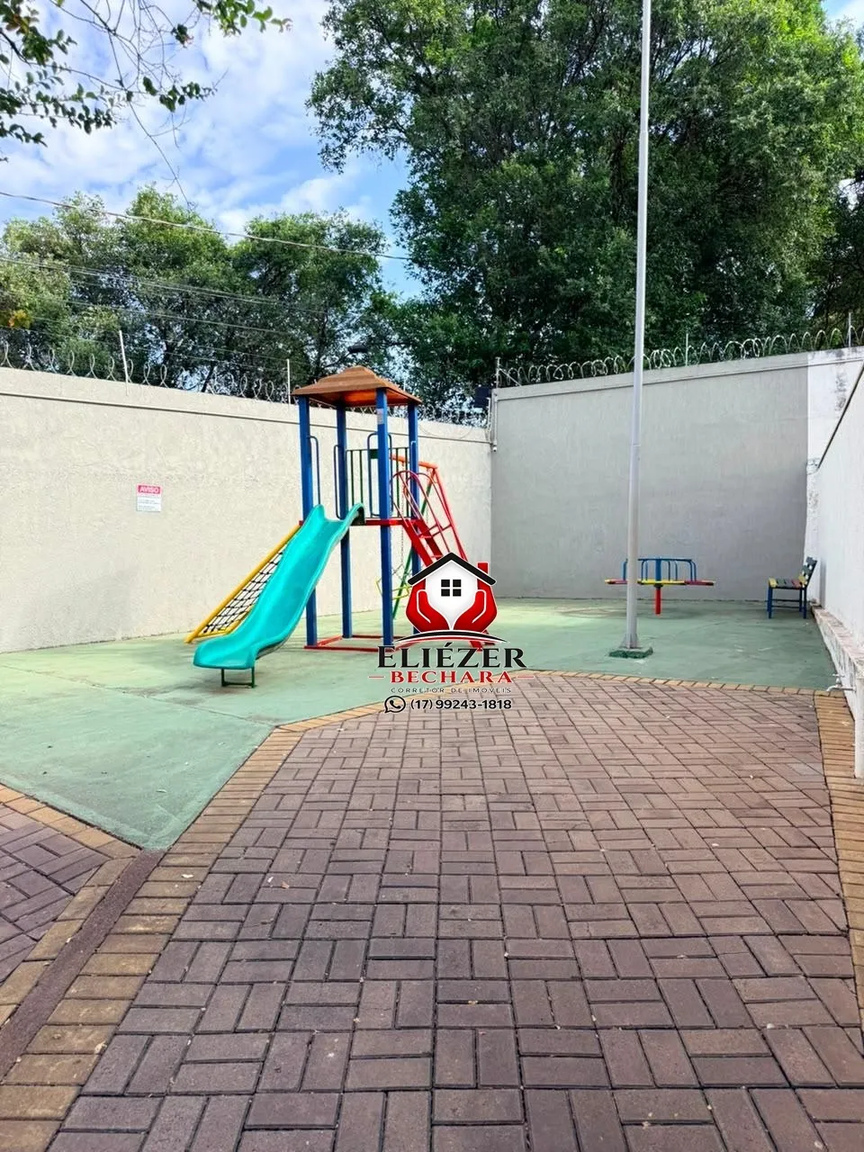 Casa de Condomínio com 3 quartos à venda, 100m² — foto 14 de 24