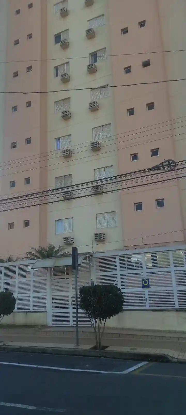 Apartamento com 2 quartos à venda, 65m² — foto 1 de 15