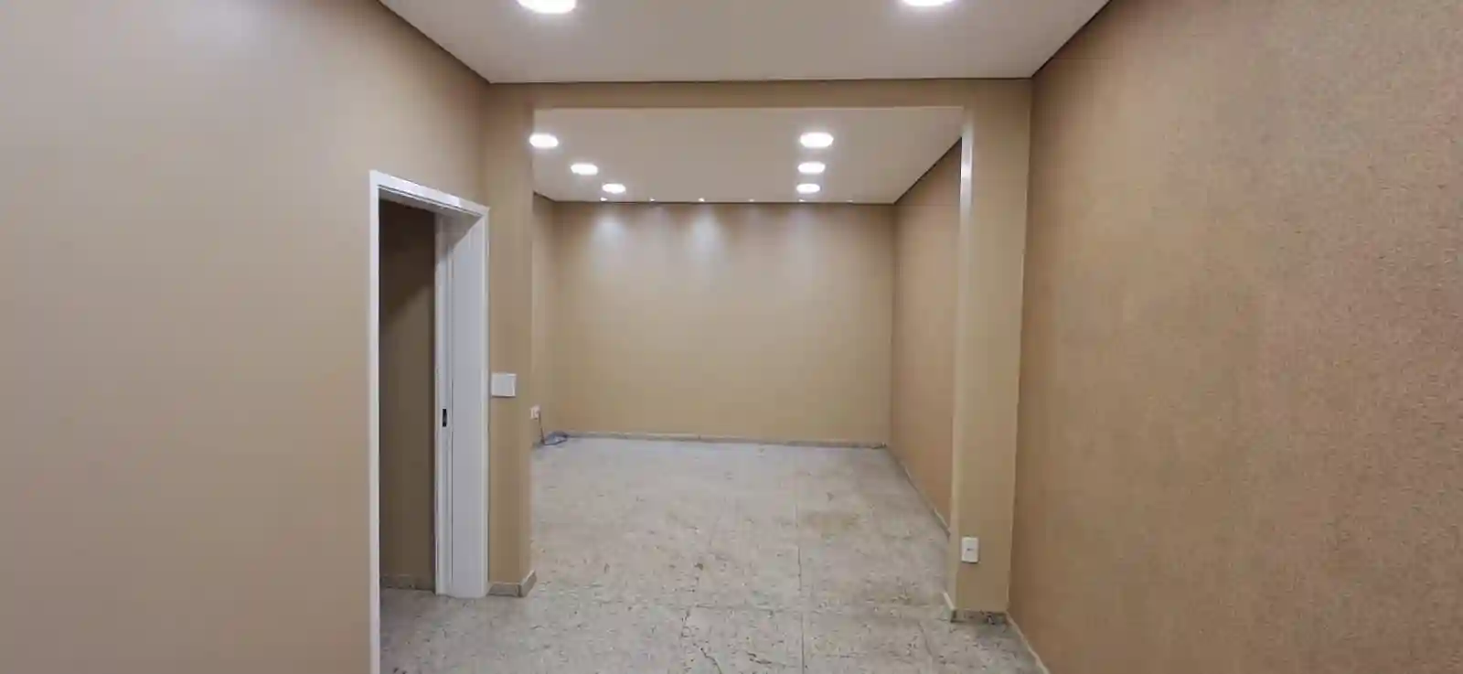Casa Comercial  à venda, 484m² — foto 8 de 18