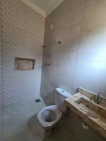 Casa de Condomínio com 3 quartos à venda, 253m² — foto 2 de 6