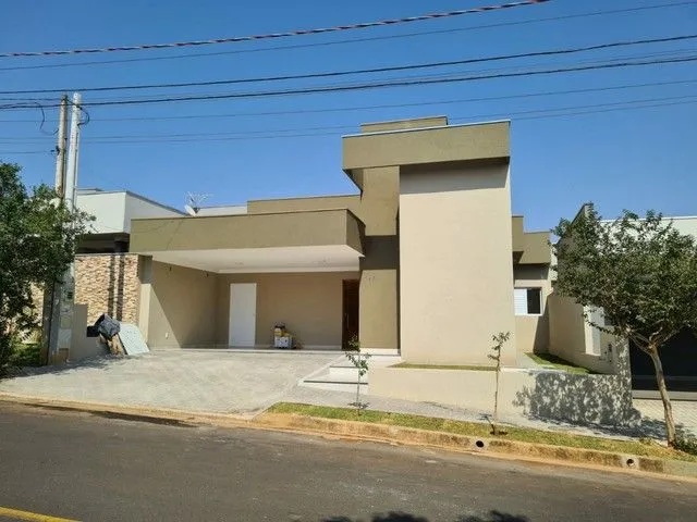 Casa de Condomínio com 3 quartos à venda, 253m² — foto 1 de 6