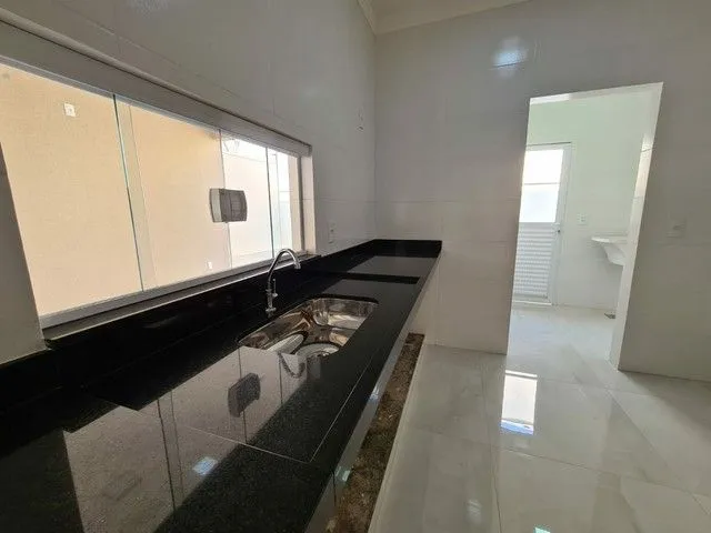 Casa de Condomínio com 3 quartos à venda, 253m² — foto 4 de 6