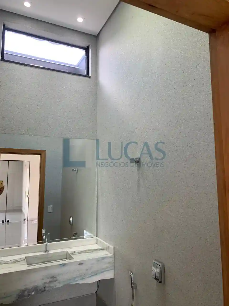 Casa de Condomínio com 3 quartos à venda, 185m² — foto 20 de 28