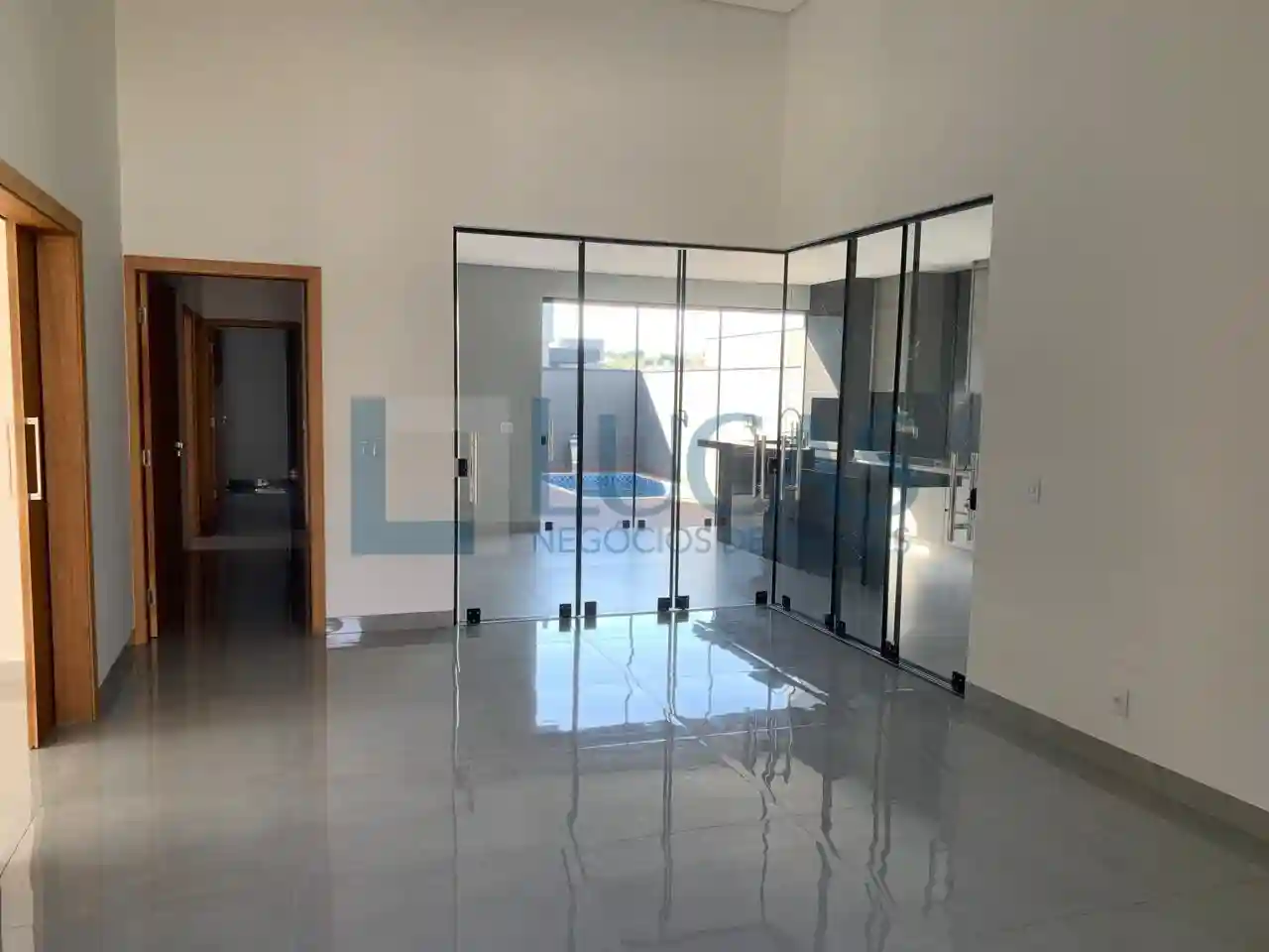 Casa de Condomínio com 3 quartos à venda, 185m² — foto 9 de 28