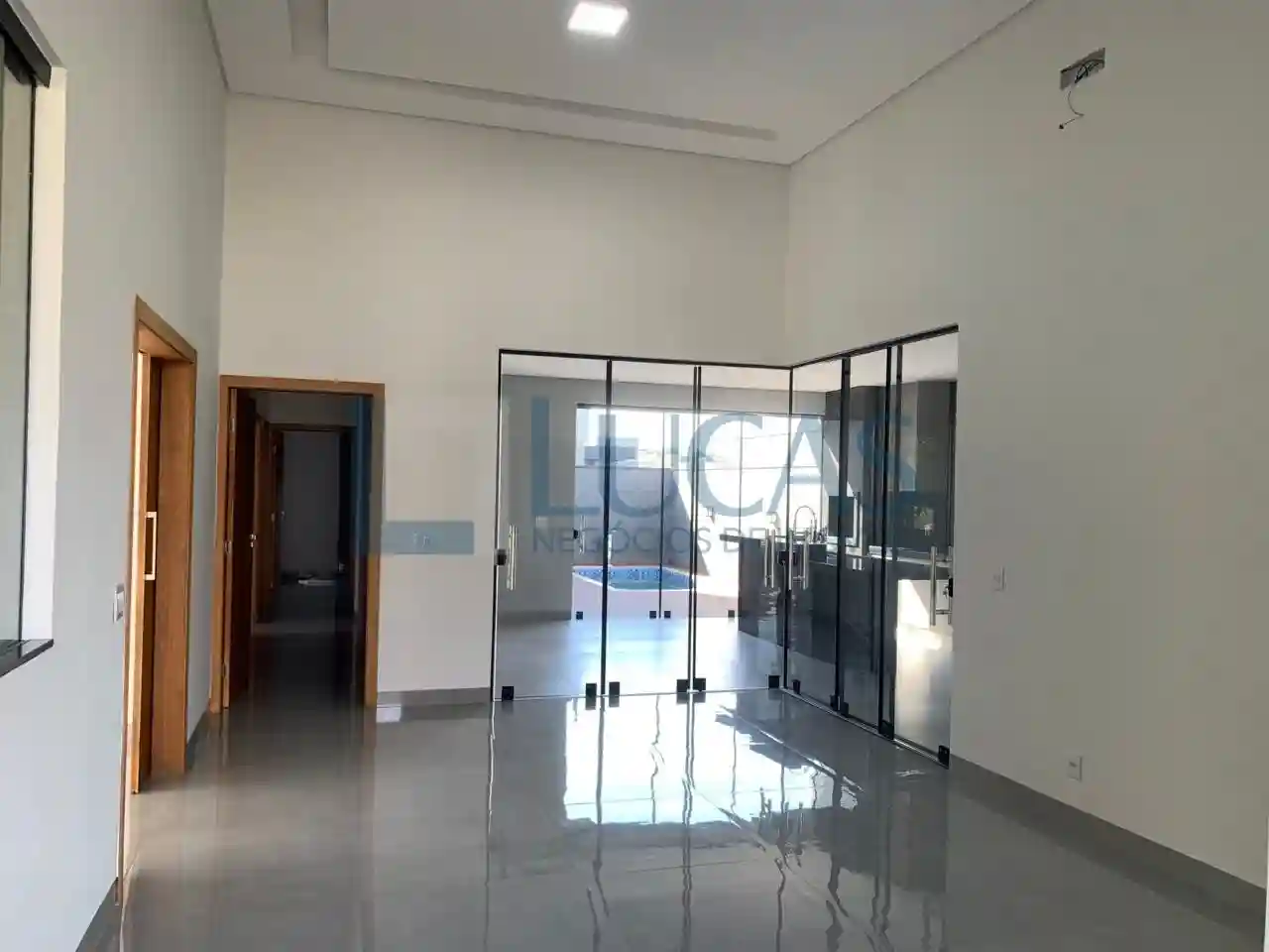 Casa de Condomínio com 3 quartos à venda, 185m² — foto 7 de 28