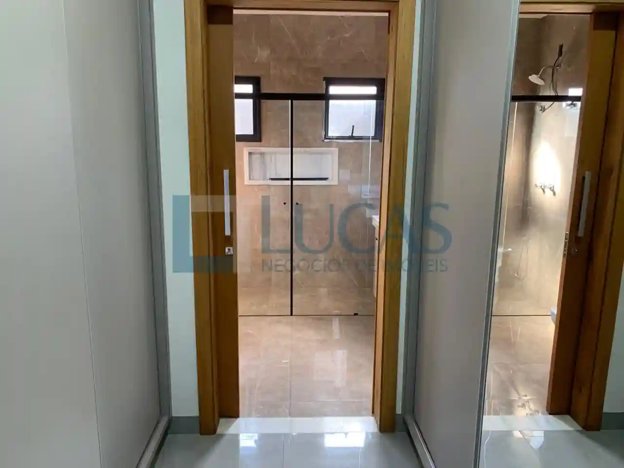 Casa de Condomínio com 3 quartos à venda, 185m² — foto 16 de 28