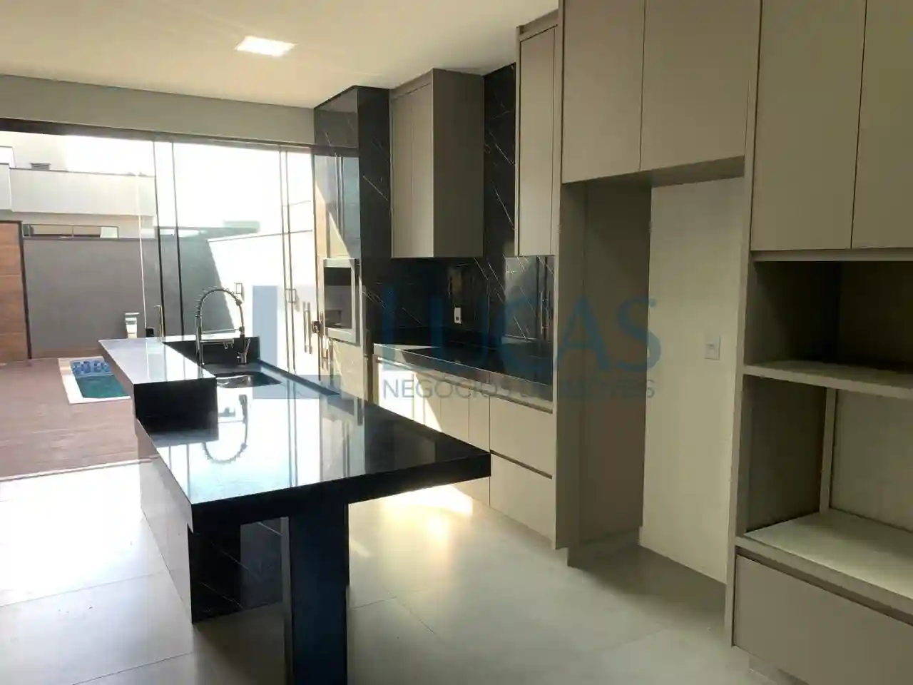 Casa de Condomínio com 3 quartos à venda, 185m² — foto 27 de 28