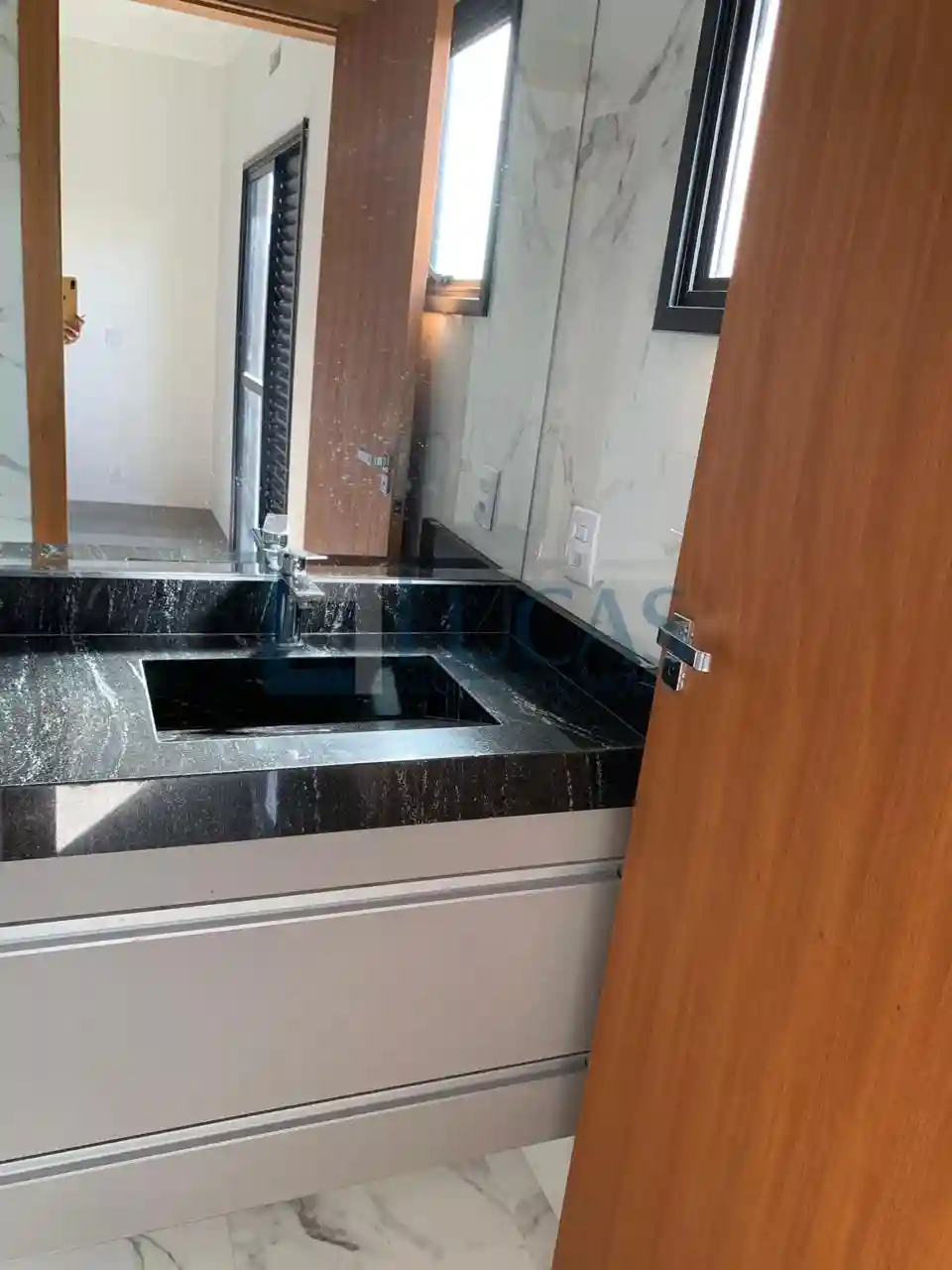 Casa de Condomínio com 3 quartos à venda, 185m² — foto 23 de 28