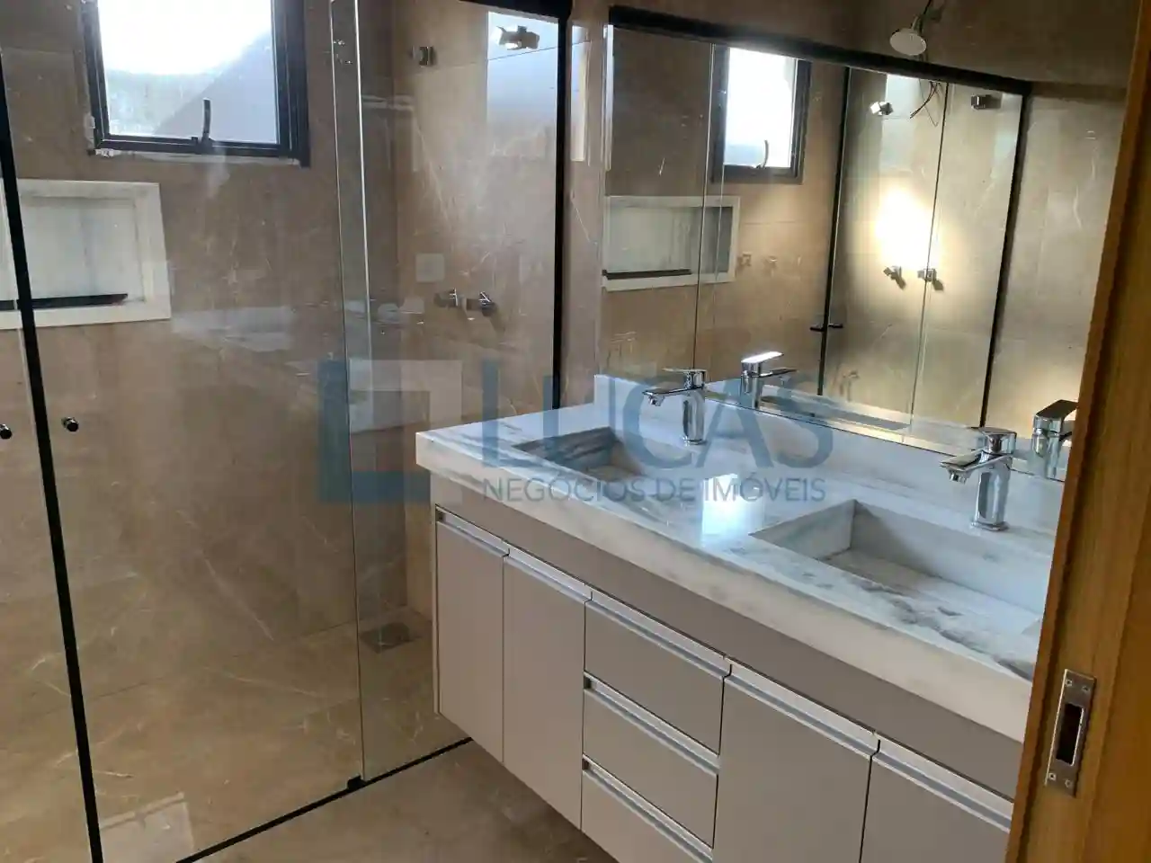 Casa de Condomínio com 3 quartos à venda, 185m² — foto 26 de 28
