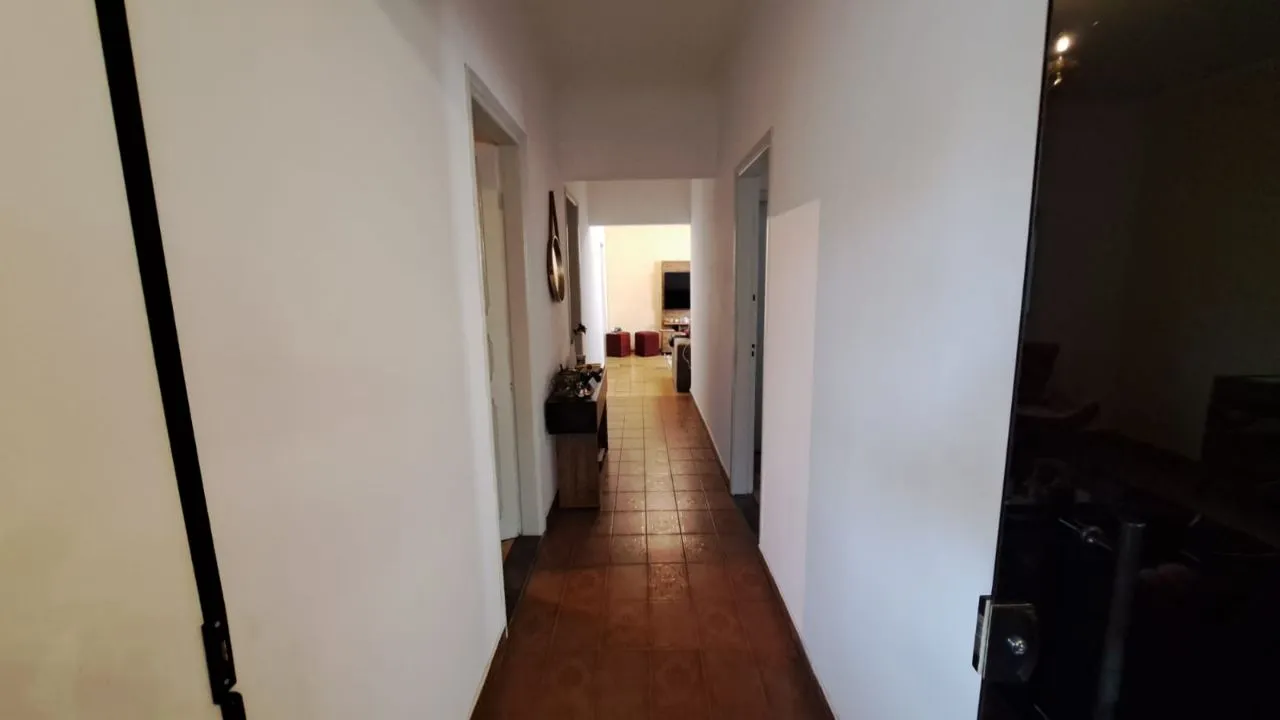 Casa à venda — foto 2 de 5
