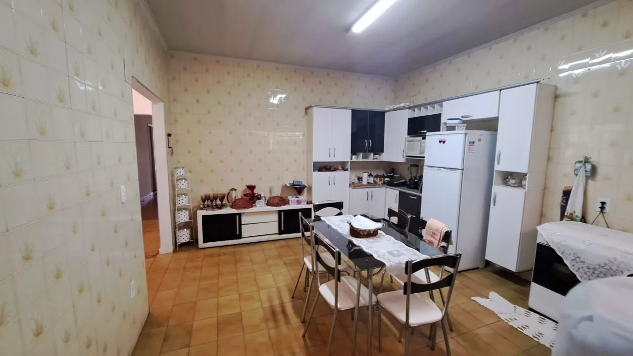 Casa à venda — foto 4 de 5