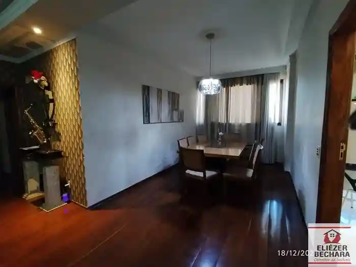 Apartamento com 3 quartos à venda, 130m² — foto 2 de 18