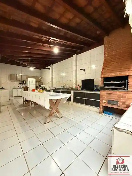Casa com 3 quartos à venda, 173m² — foto 14 de 19