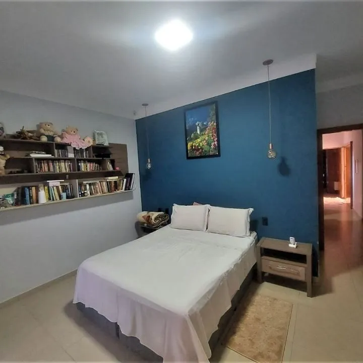 Casa à venda — foto 2 de 7