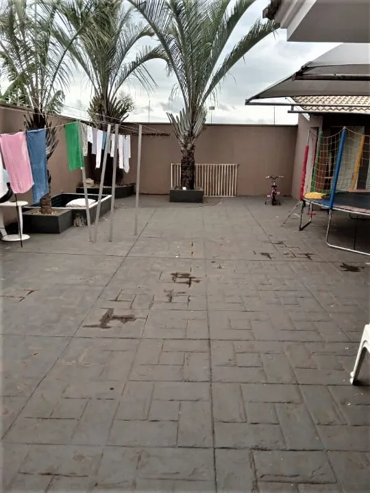 Casa à venda — foto 6 de 7