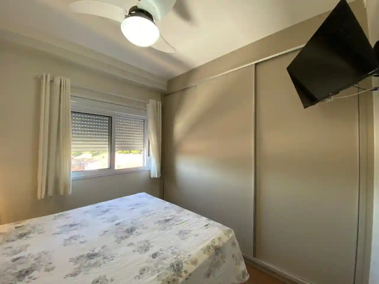 Apartamento com 3 quartos à venda, 74m² — foto 2 de 26