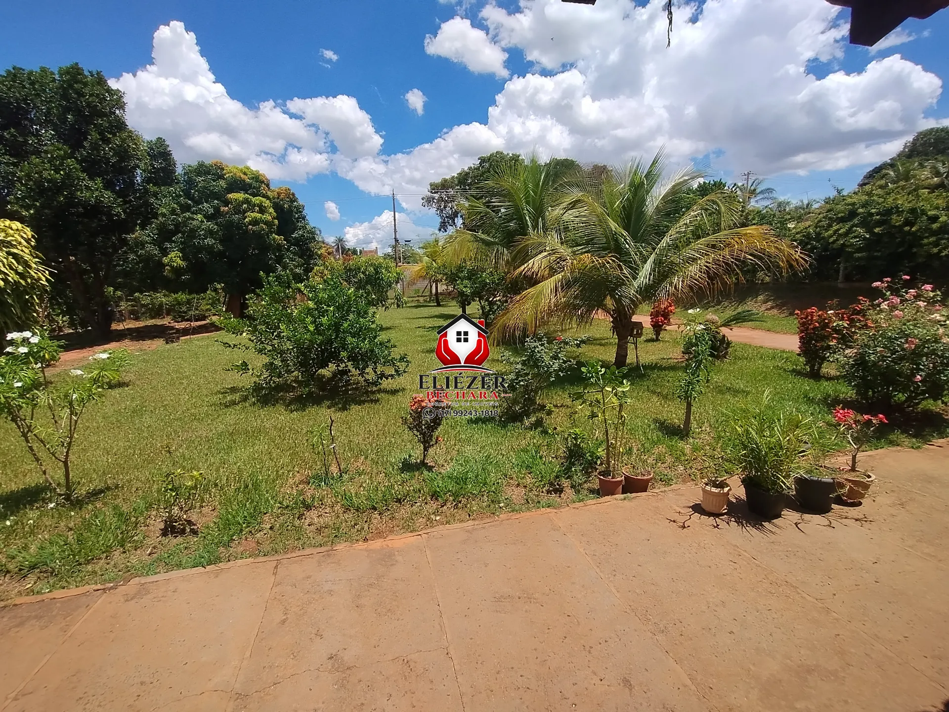 Fazenda / Sítio / Chácara com 3 quartos à venda, 2000m² — foto 2 de 37