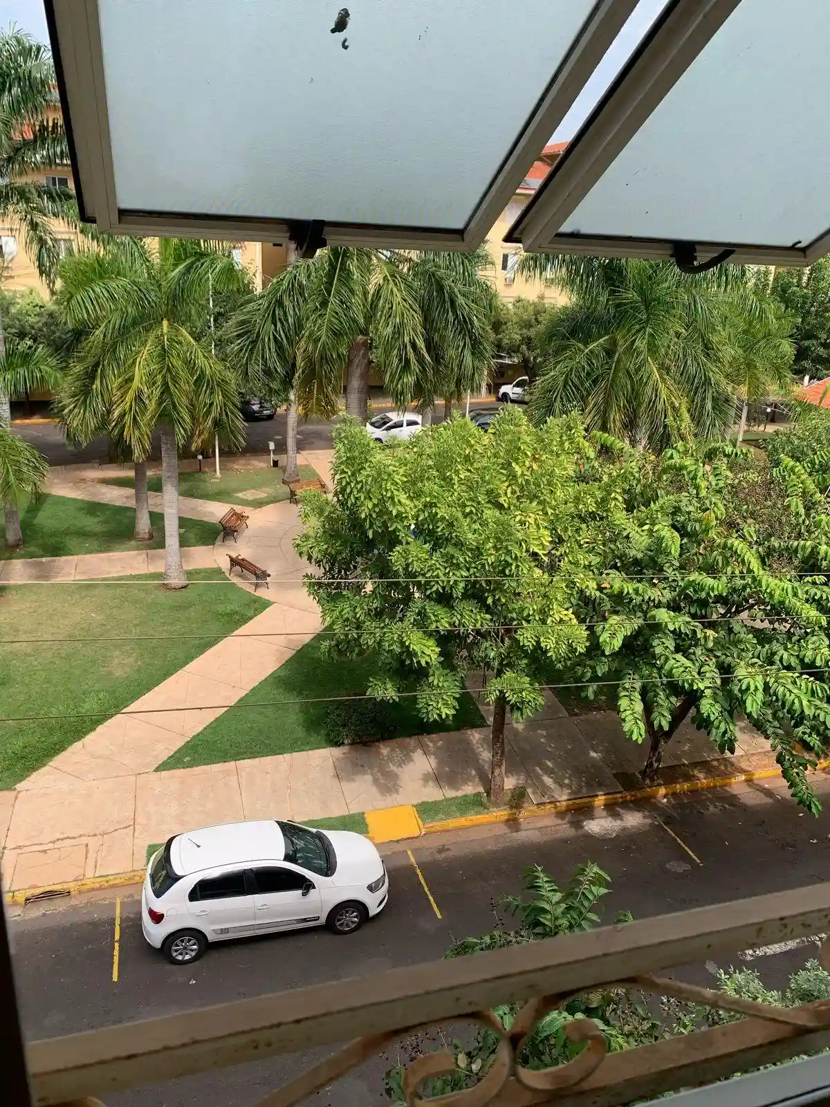 Apartamento com 2 quartos à venda, 64m² — foto 2 de 15
