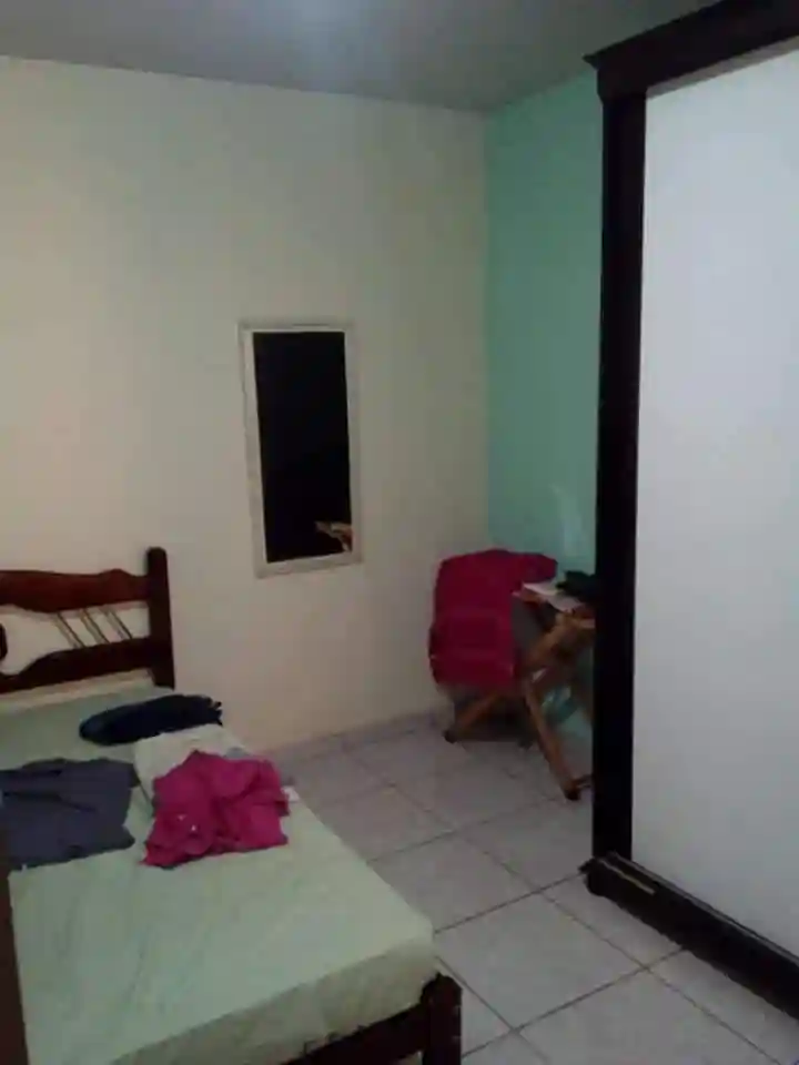 Casa de Vila com 3 quartos à venda, 150m² — foto 2 de 6