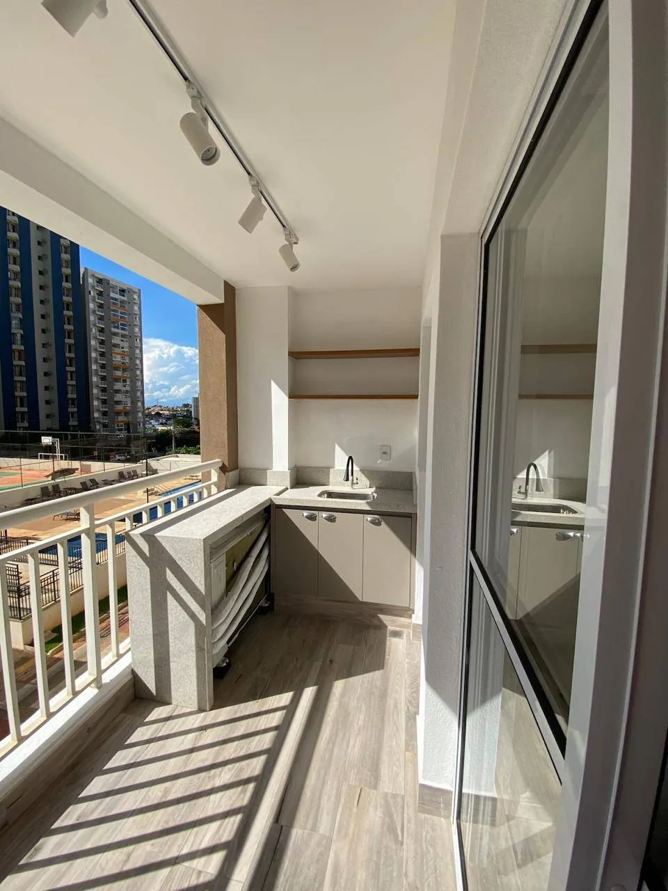 Apartamento com 2 quartos à venda, 65m² — foto 9 de 15