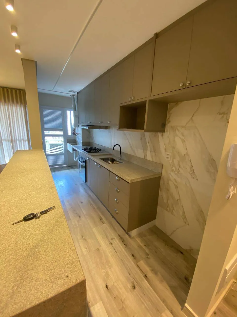 Apartamento com 2 quartos à venda, 65m² — foto 3 de 15