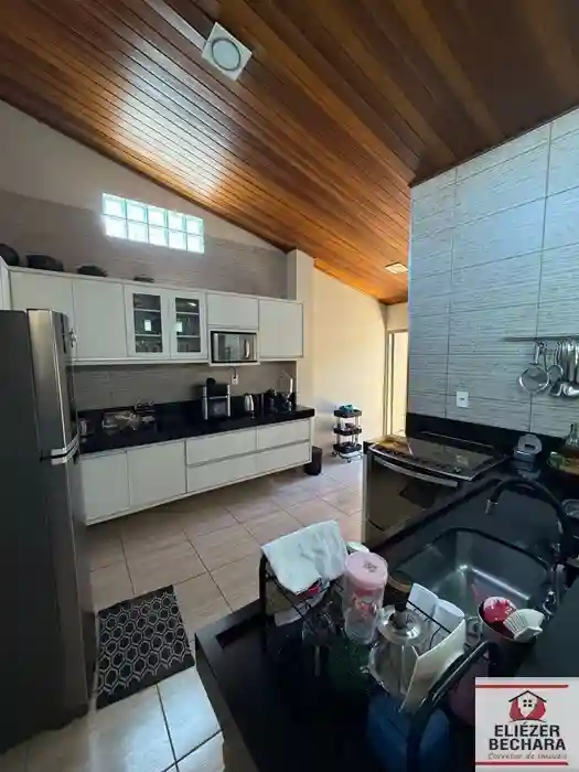 Casa com 3 quartos à venda, 290m² — foto 6 de 22