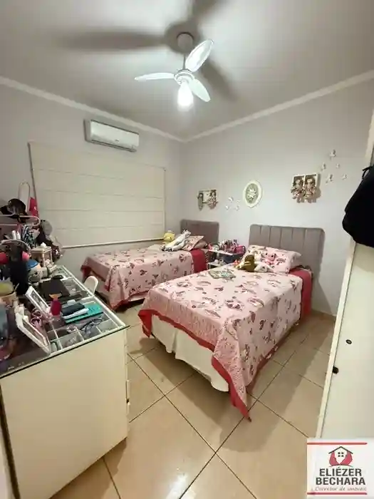 Casa com 3 quartos à venda, 290m² — foto 7 de 22