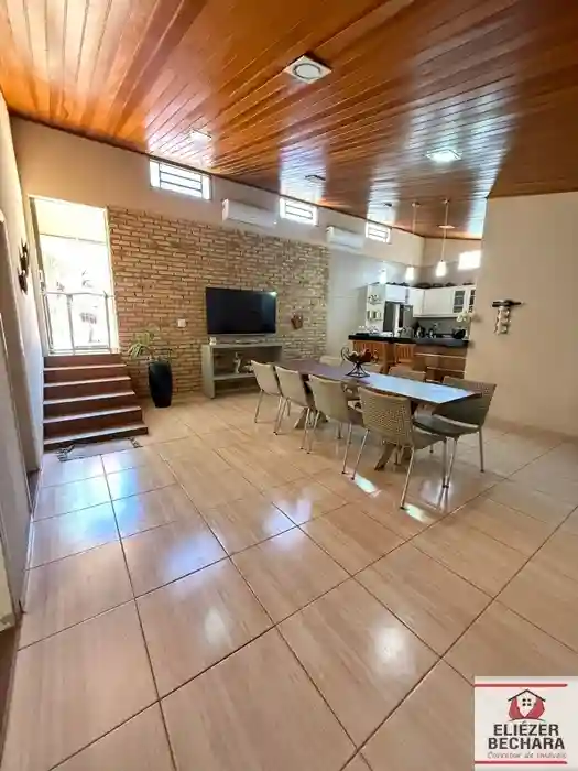 Casa com 3 quartos à venda, 290m² — foto 19 de 22