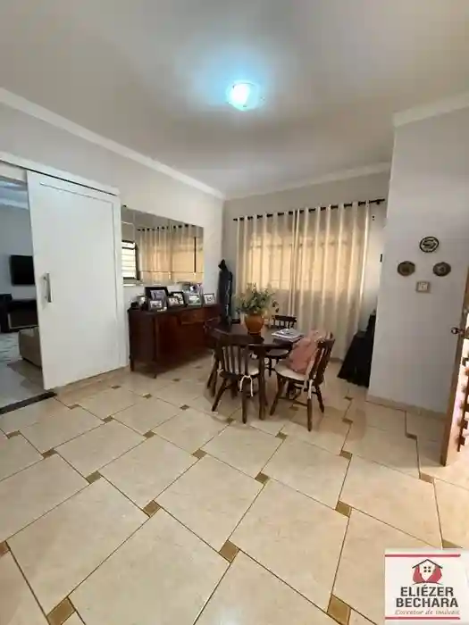 Casa com 3 quartos à venda, 290m² — foto 21 de 22