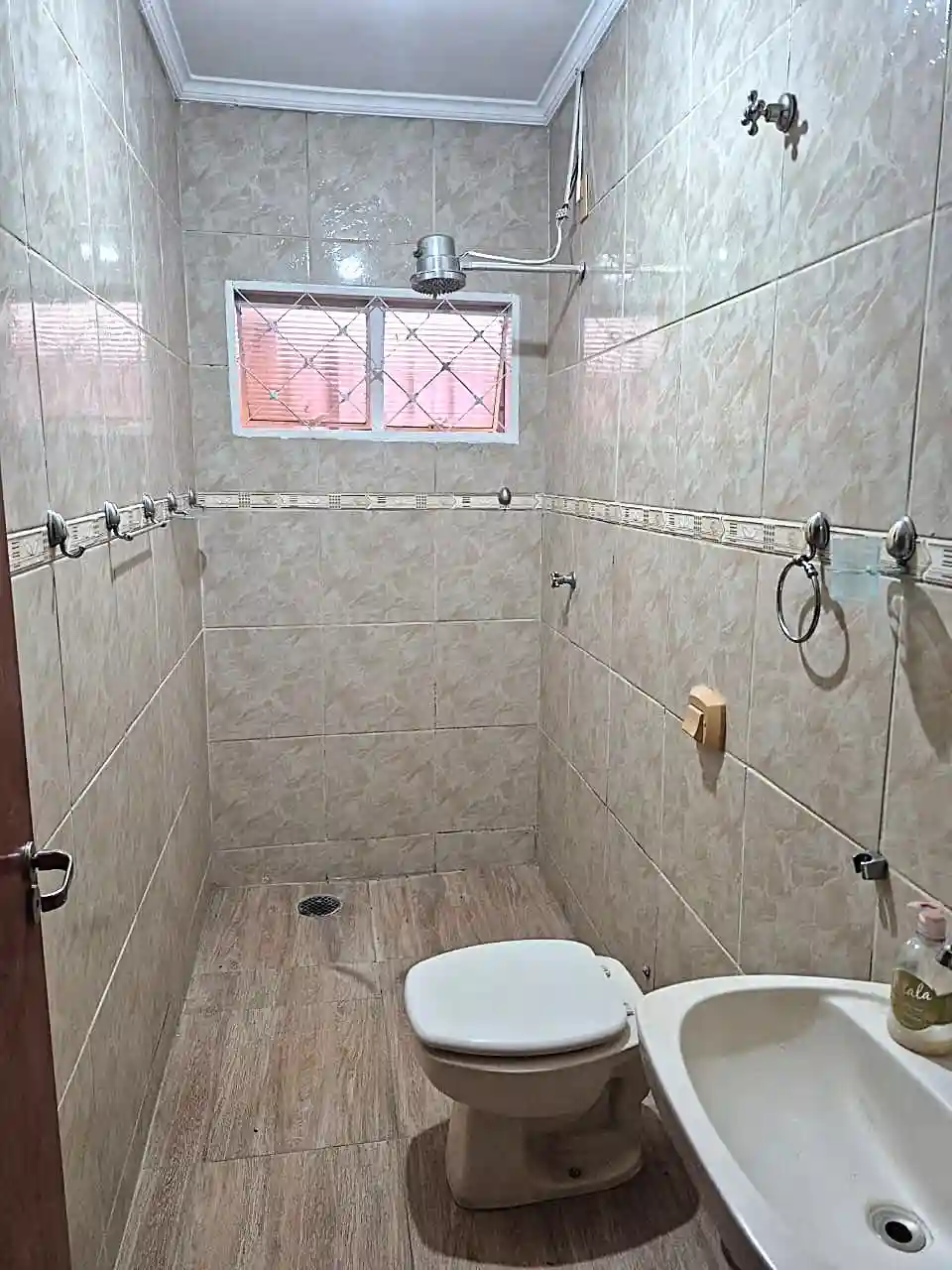 Casa com 2 quartos à venda, 200m² — foto 11 de 13